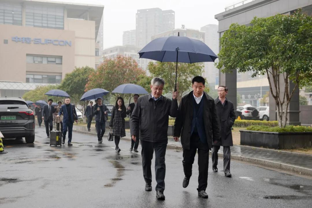 上海证券交易所总经理蔡建春一行来访澳门威尼斯人网站技术